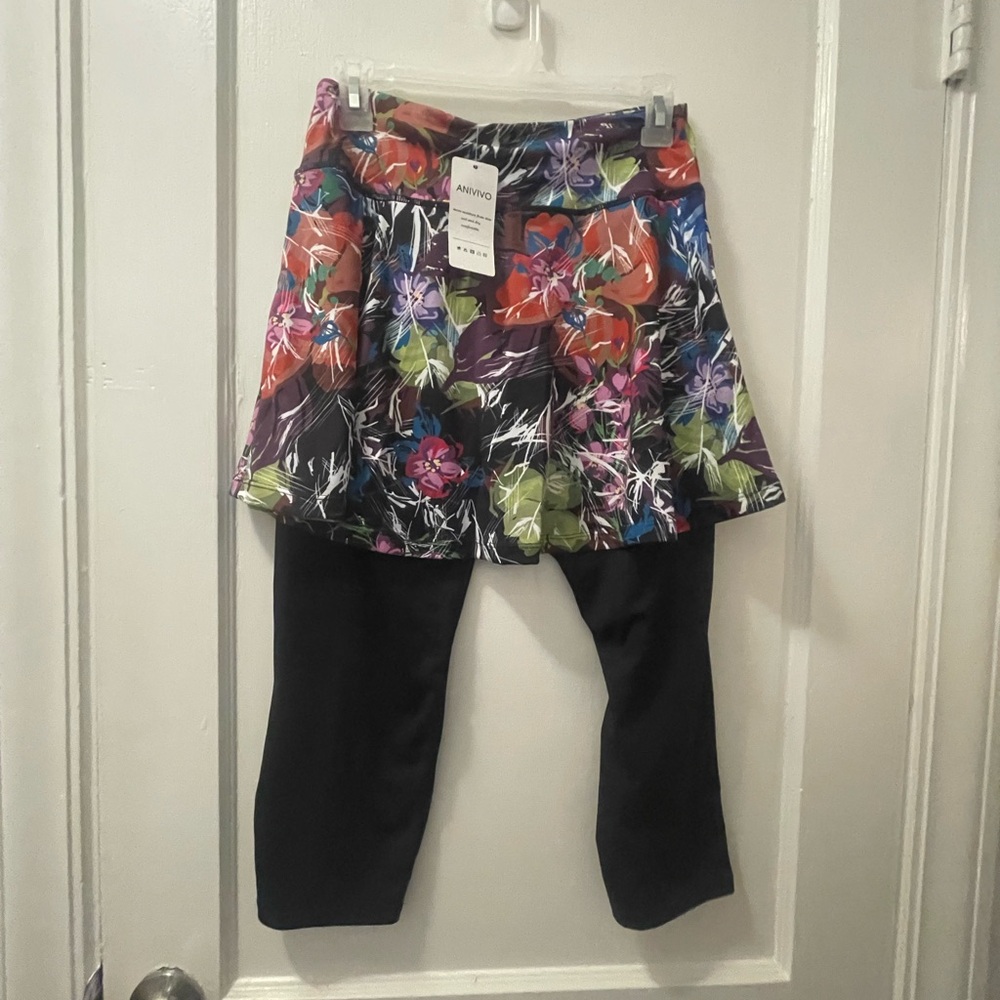 Anivivo Women’s Skirt/Leggings New
